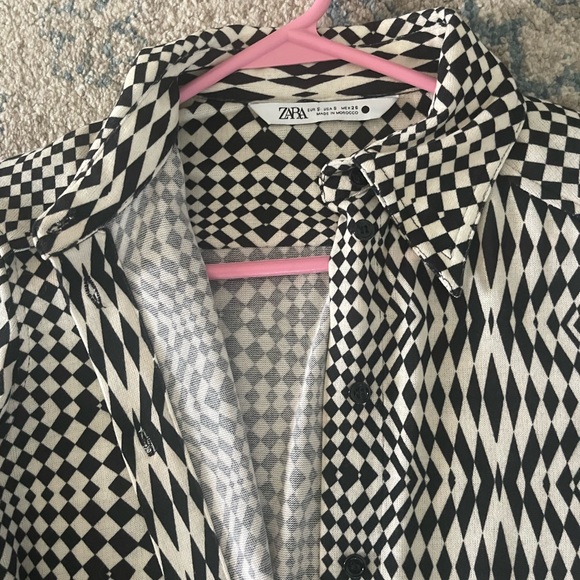 Women’s Zara Knit button up top . Size Small - Picture 6 of 6